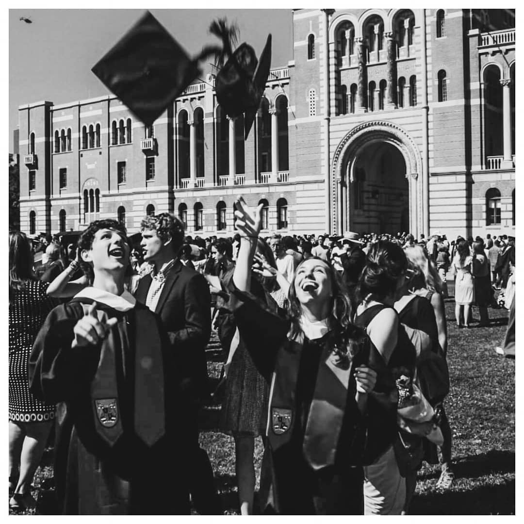 迪克西州立大学毕业证照片