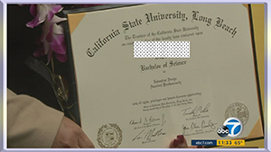 California-State-University---Long-Beach-diploma-加州大学伯克利分校毕业照