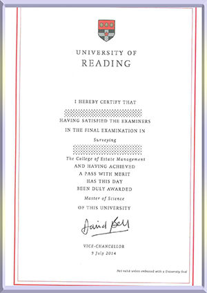 Reading-University,-diploma-雷丁大学毕业照