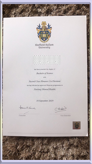 Sheffield-Hallam-diploma-英国谢菲尔德哈勒姆大学毕业照