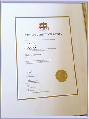 Sydney-University-diploma-悉尼大学毕业照