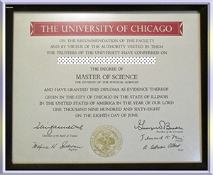 University-of-Chicago-diploma-芝加哥大学毕业照