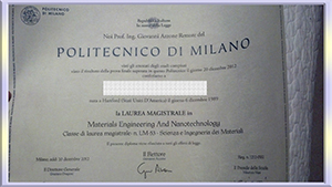 University-of-Milan,-diploma-米兰大学毕业照