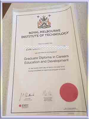 home-Melbourne-Institute-of-Technology-diploma-皇家墨尔本理工大学毕业照